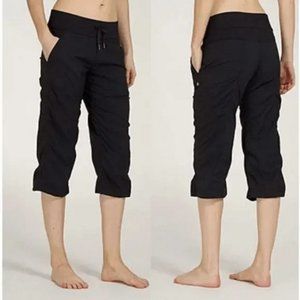 LULULEMON Crop Studio Pants Size 2 Black Unlined